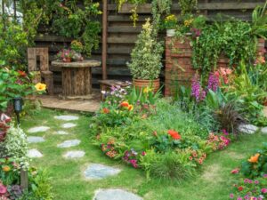 The Ultimate Guide to Starting Your Indoor Herb Garden
